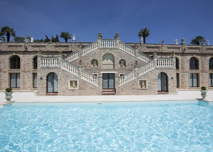 Hotel Cattani Stuart 4*