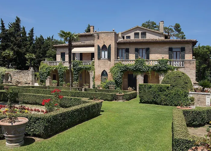 Cattani Stuart Hotel