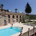 فندق Cattani Stuart Xvii Secolo بيزارو