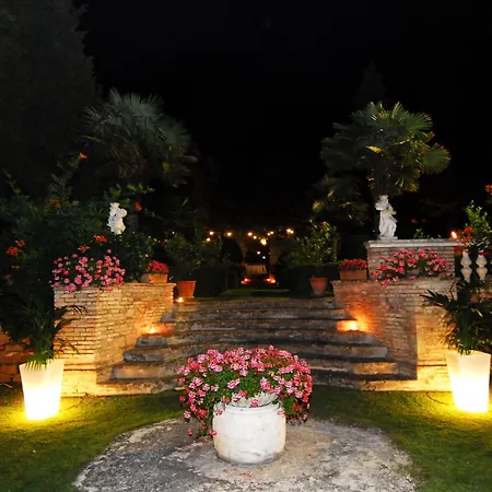 Szálloda Cattani Stuart Xvii Secolo Pesaro