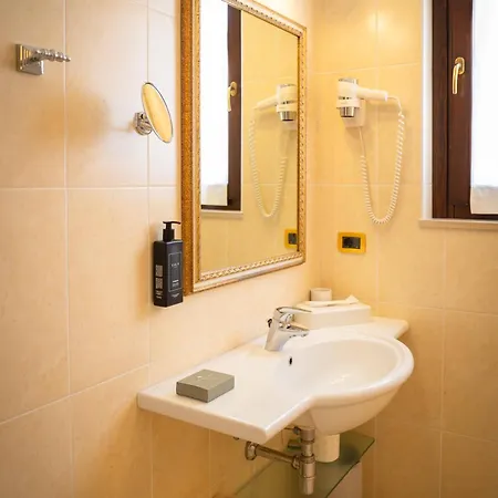 Cattani Stuart Xvii Secolo Hotel 4*