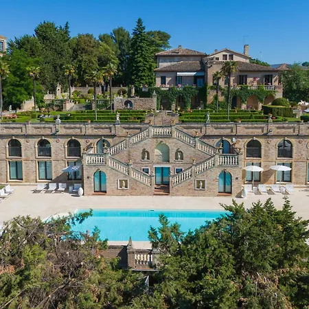Cattani Stuart Xvii Secolo Hotel 4*