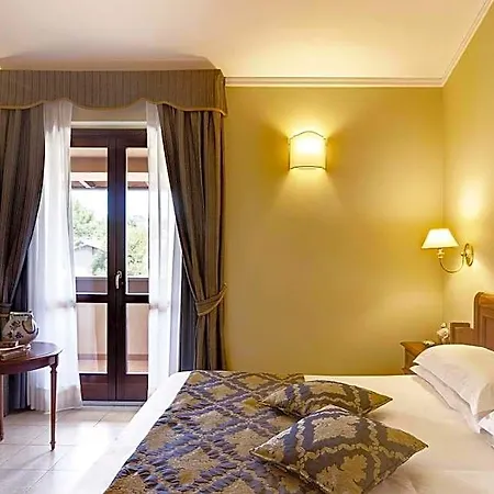 Cattani Stuart Xvii Secolo Otel 4*