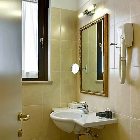 Otel Cattani Stuart Xvii Secolo 4*