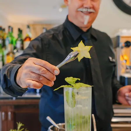 Cattani Stuart Xvii Secolo Hotel