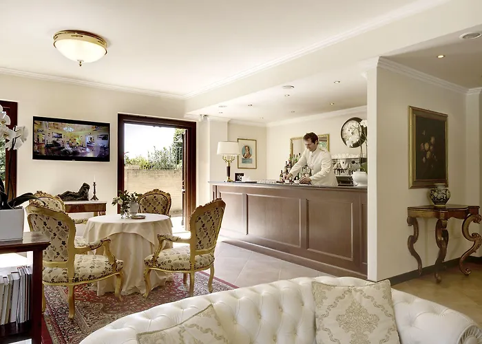 Cattani Stuart Xvii Secolo 4*