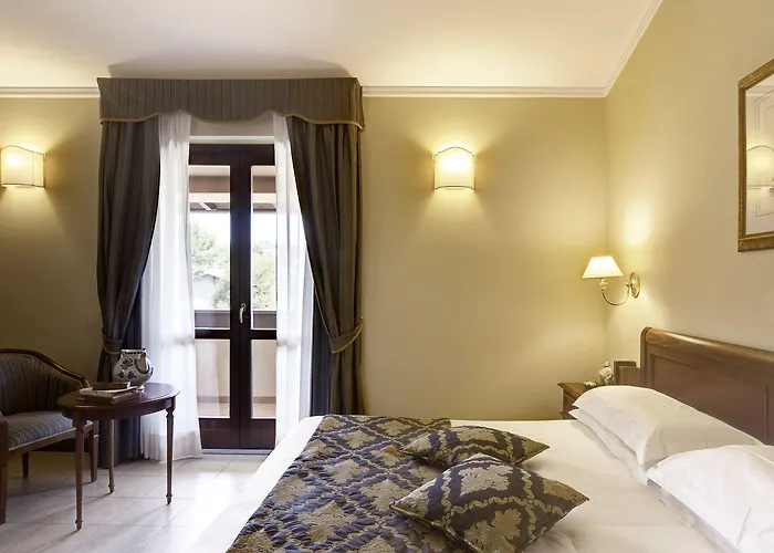 Cattani Stuart Xvii Secolo Szálloda 4*